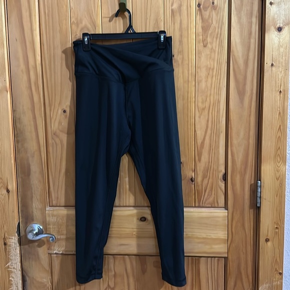 Victoria Secrets Leggings - Picture 1 of 4